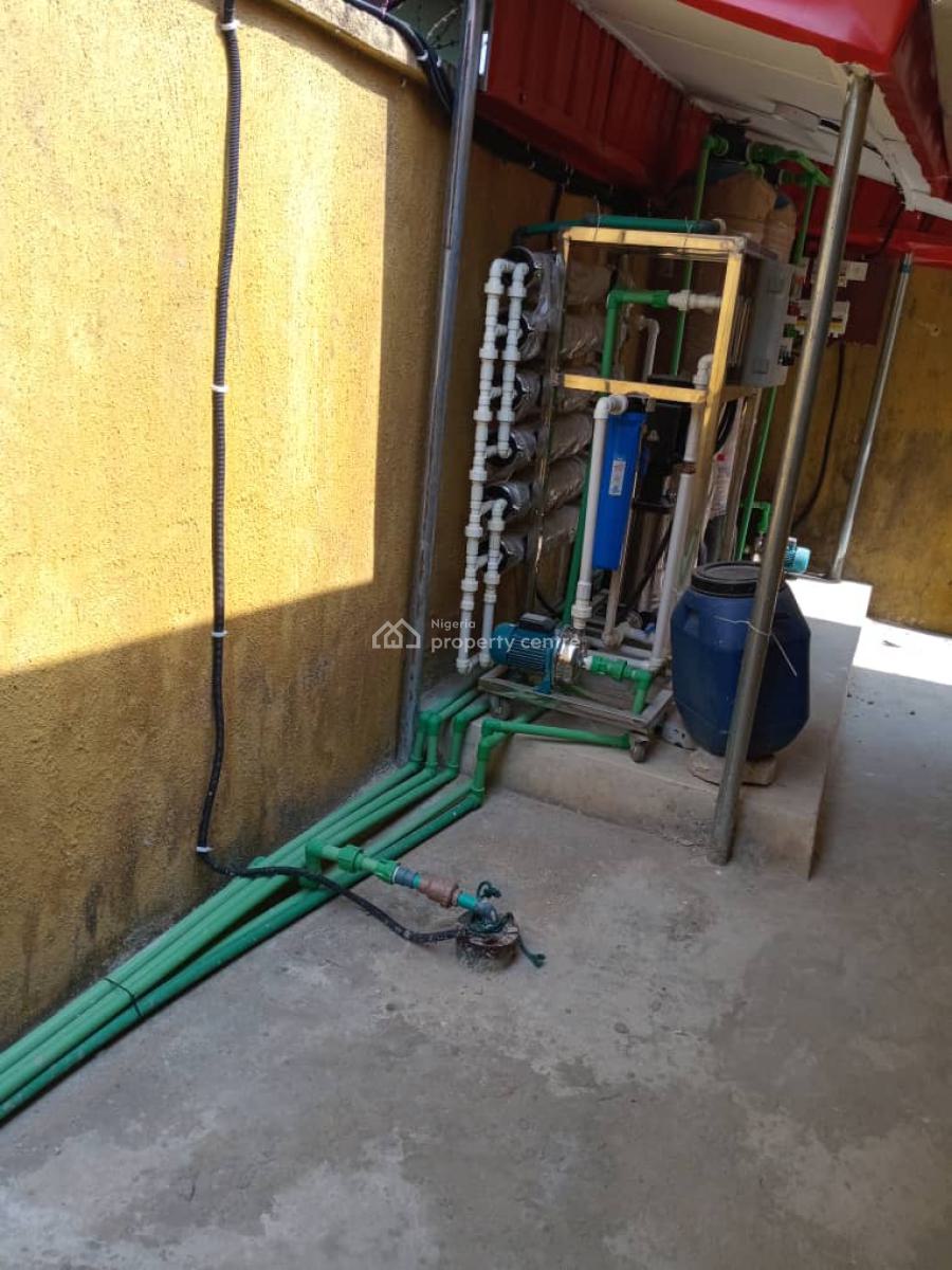 4 Units of 3 Bedroom Flats and  1 Unit of 2 Bedroom Bungalow, Ikota, Lekki, Lagos, Block of Flats for Sale