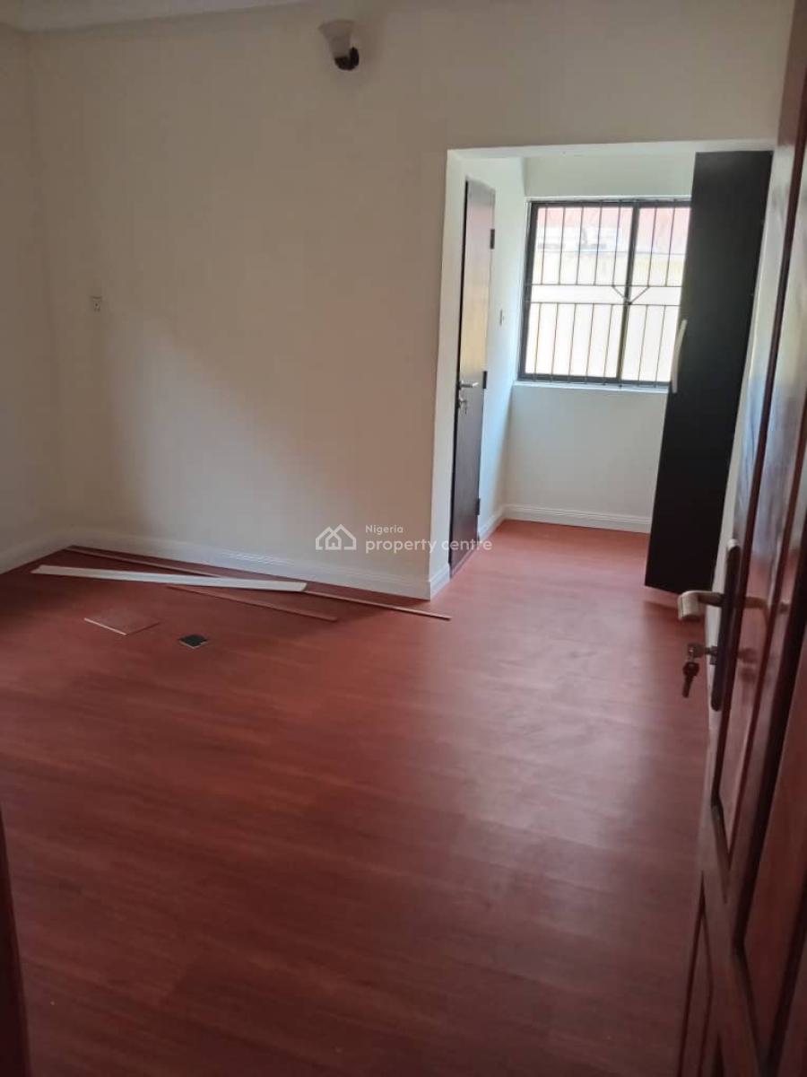 4 Units of 3 Bedroom Flats and  1 Unit of 2 Bedroom Bungalow, Ikota, Lekki, Lagos, Block of Flats for Sale