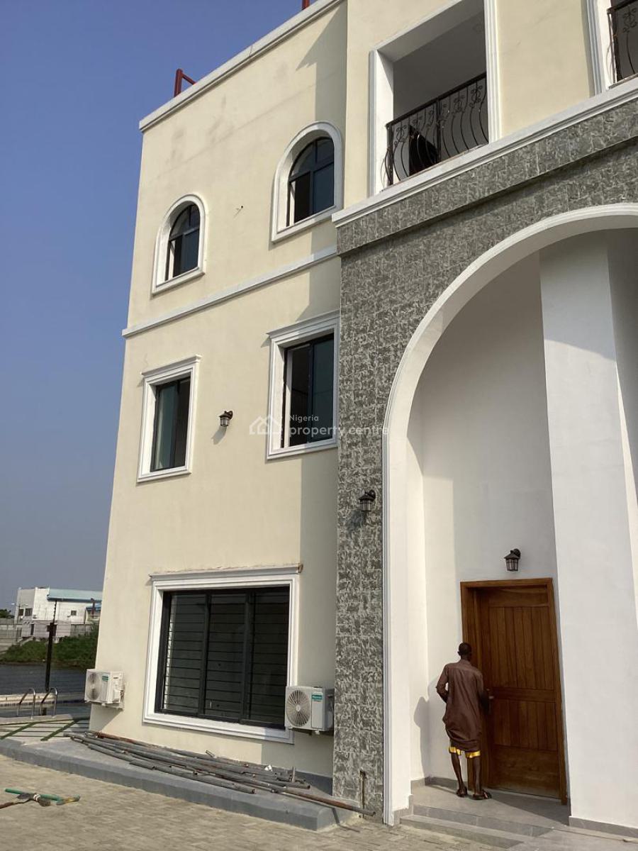 Waterfront 5 Bedroom Terrace House with Pool, Gym, Off Admiralty Way, Lekki Phase 1, Lekki, Lagos, Terraced Duplex for Rent