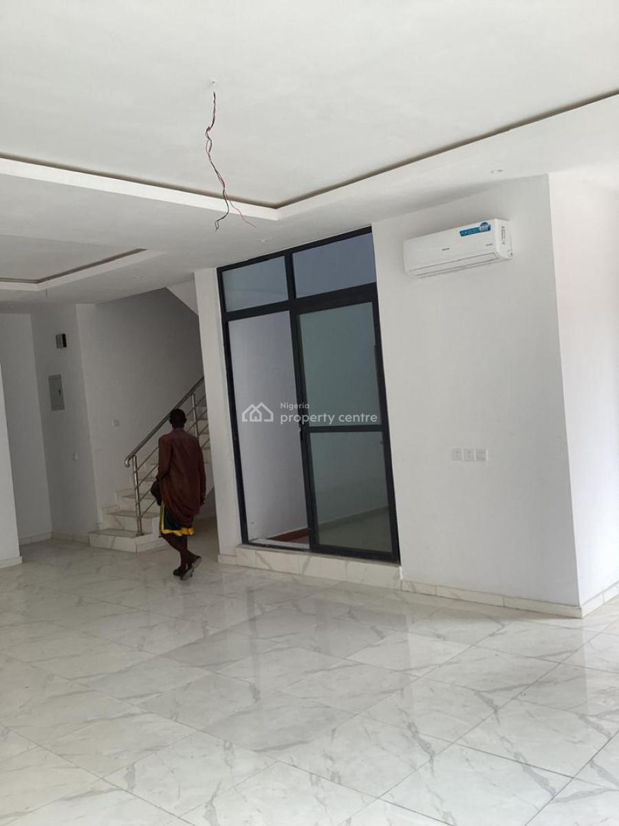 Waterfront 5 Bedroom Terrace House with Pool, Gym, Off Admiralty Way, Lekki Phase 1, Lekki, Lagos, Terraced Duplex for Rent