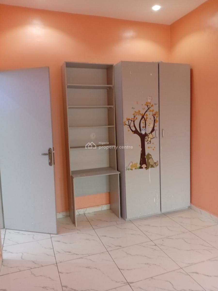 King Sized 4-bedroom Terraced Duplex + Inverter, Orchid Road, Lekki, Lagos, Terraced Duplex for Rent
