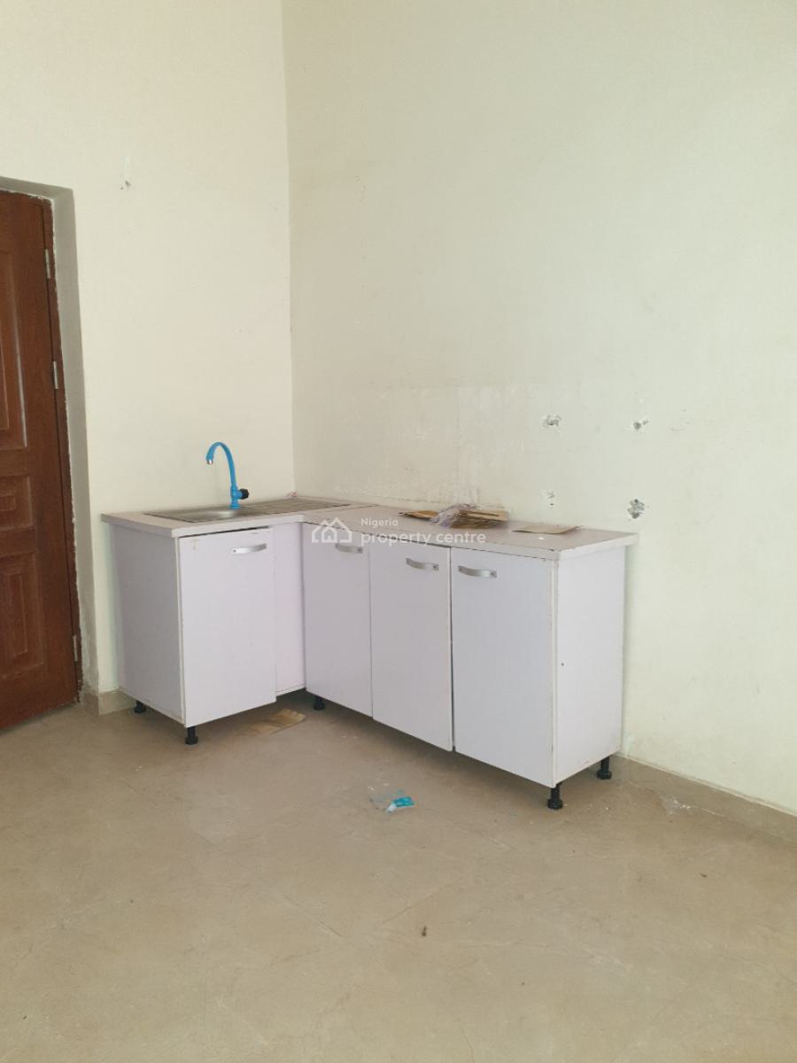 Spacious Studio Apartment Self Contain, Spg Road Ologolo, Lekki, Lagos, Self Contain (single Rooms) for Rent