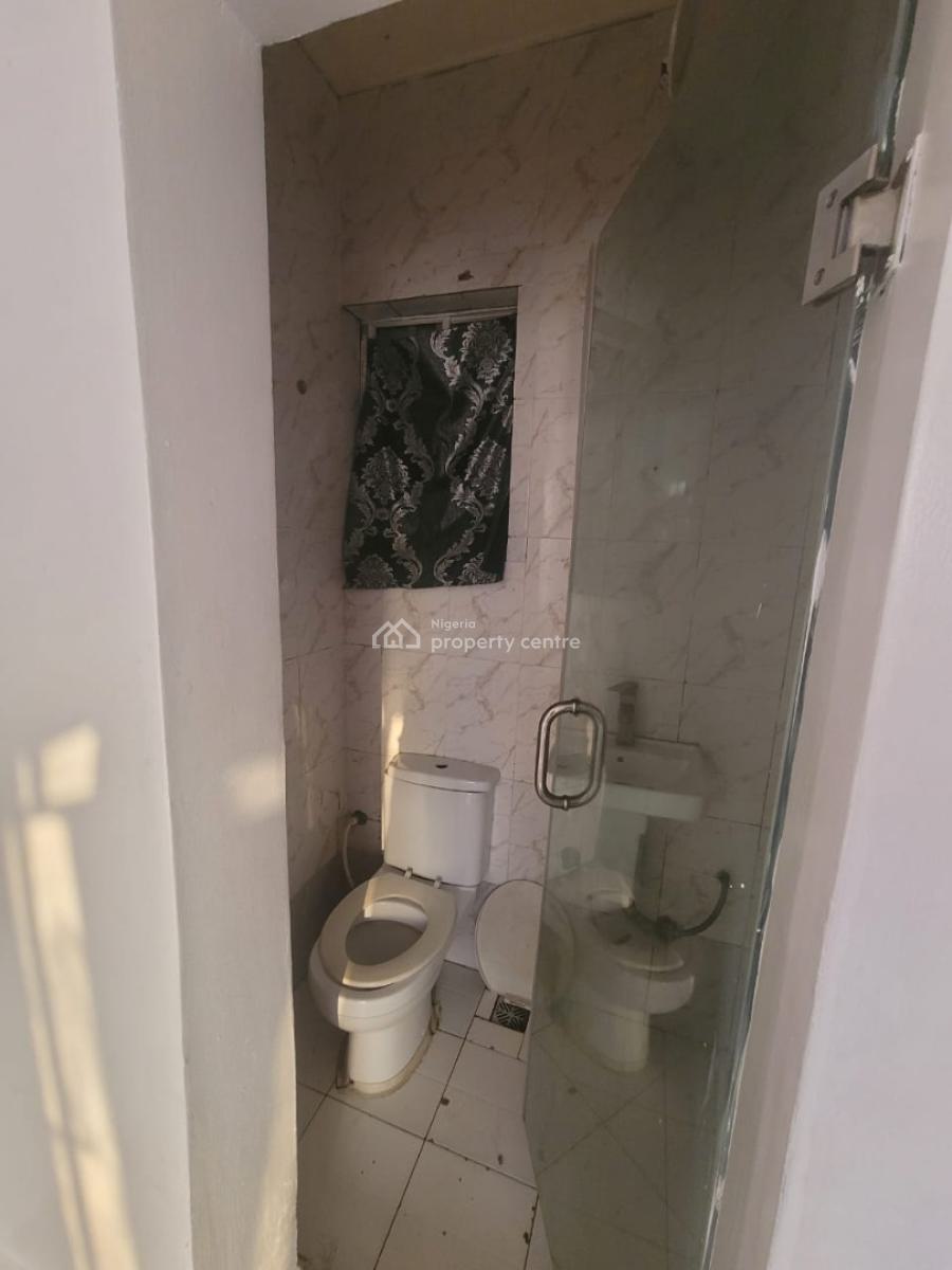 Self-serviced 1-bedroom Mini-flat Apartment En-suite, Lekki Phase 1, Lekki, Lagos, Mini Flat (room and Parlour) for Rent