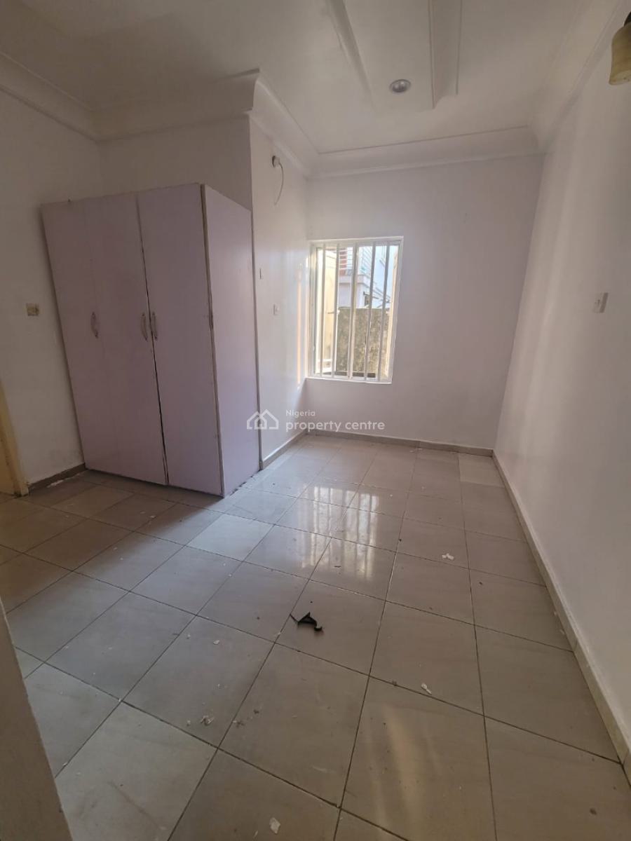 Self-serviced 1-bedroom Mini-flat Apartment En-suite, Lekki Phase 1, Lekki, Lagos, Mini Flat (room and Parlour) for Rent