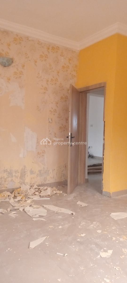 Now Available, Off Mobil Road Ilaje Ajah, Ilaje, Ajah, Lagos, Flat / Apartment for Rent