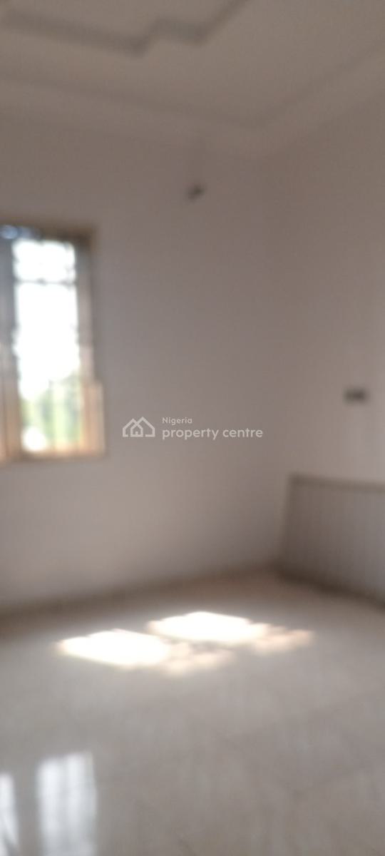 3 Bedroom Flat, Mobil Road, Ilaje, Ajah, Lagos, Flat / Apartment for Rent