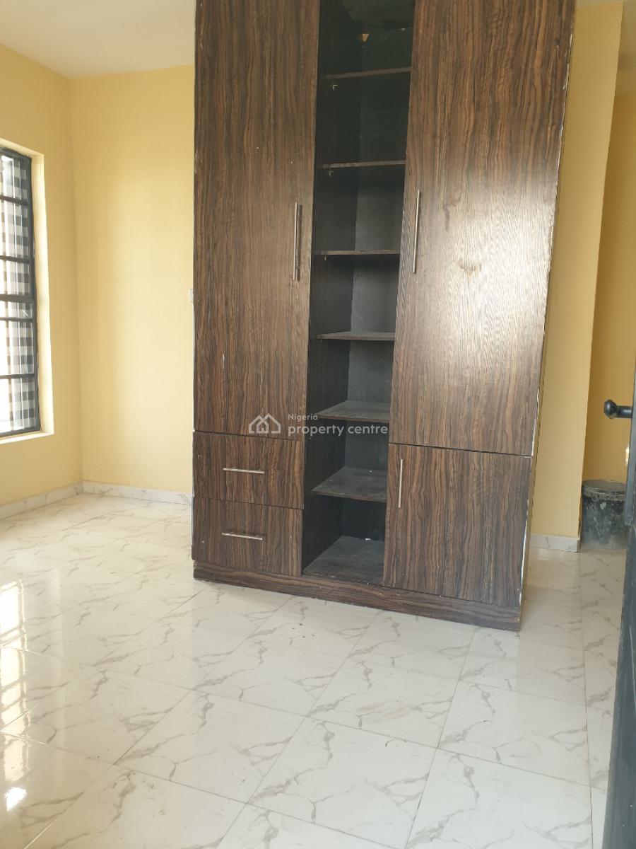 Spacious 2 Bedroom Terrace Duplex, Ologolo, Lekki, Lagos, Flat / Apartment for Rent