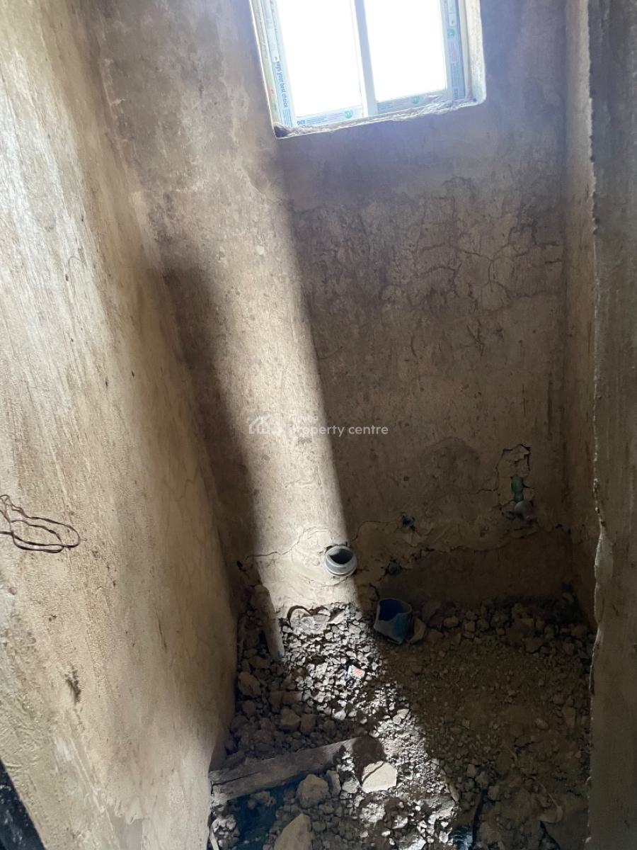 3 Bedroom Flat, Manzuwa Nis Estate, Kyami, Abuja, Self Contain (single Rooms) for Sale