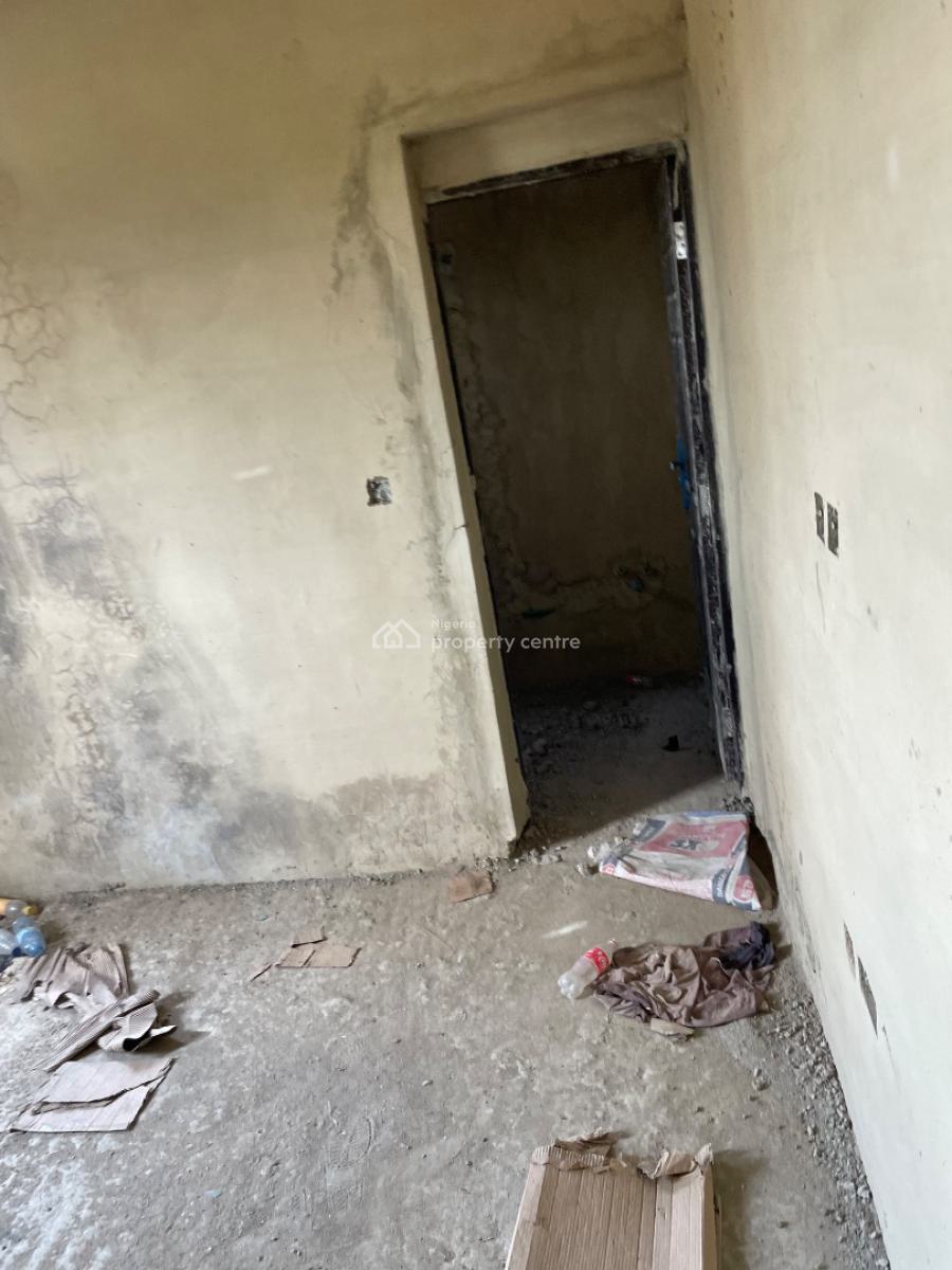 3 Bedroom Flat, Manzuwa Nis Estate, Kyami, Abuja, Self Contain (single Rooms) for Sale