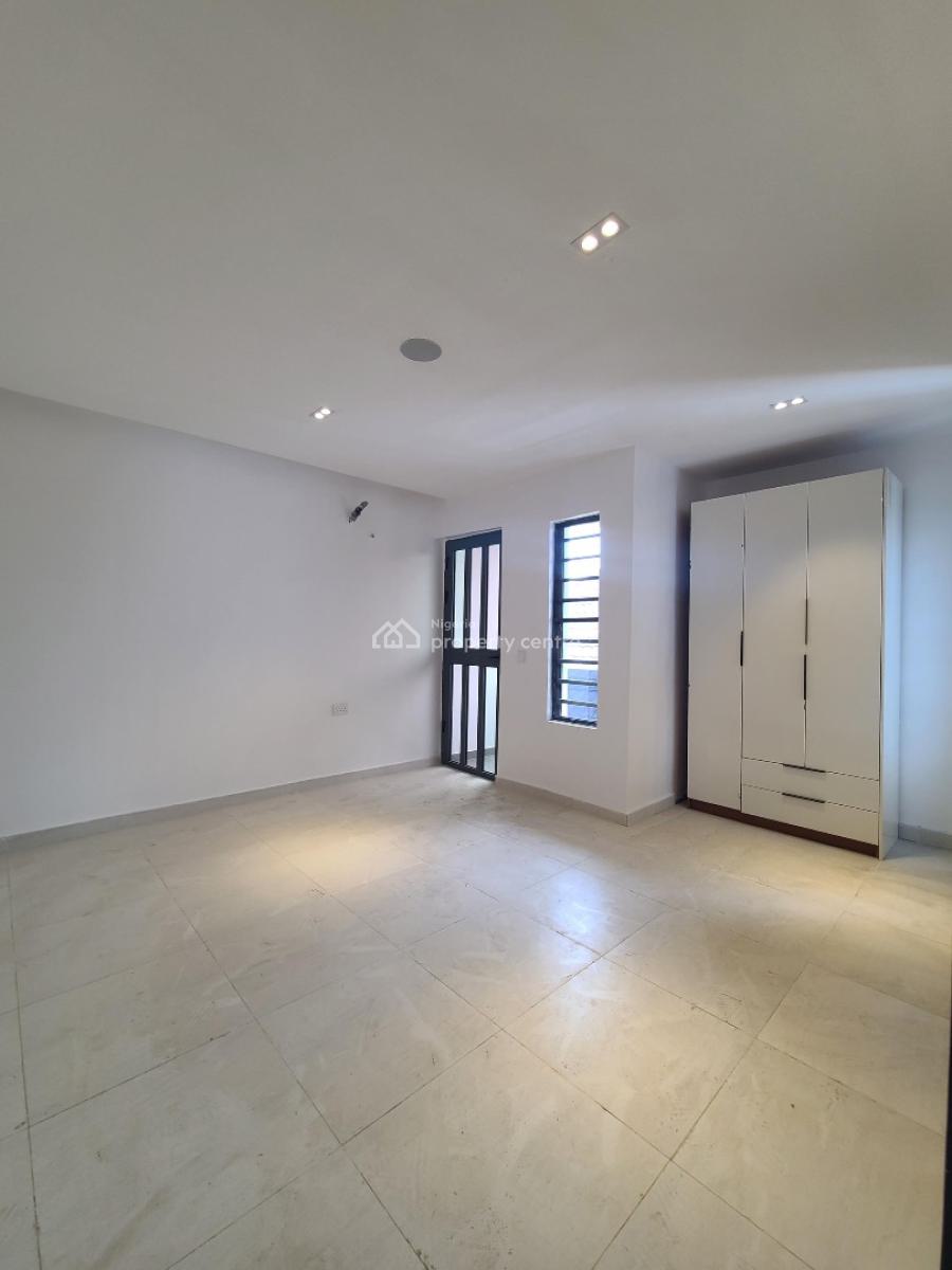 2 Bedroom Apartment, Idado, Lekki, Lagos, Block of Flats for Sale