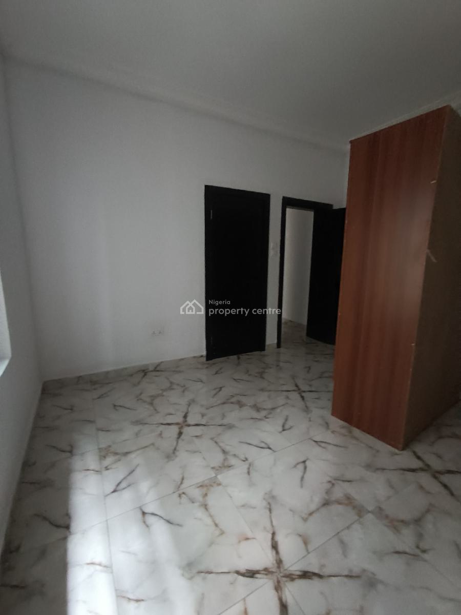 a Well Built Room and Parlor, Mobile Road Ajah, Lekki Phase 2, Lekki, Lagos, Mini Flat (room and Parlour) for Rent