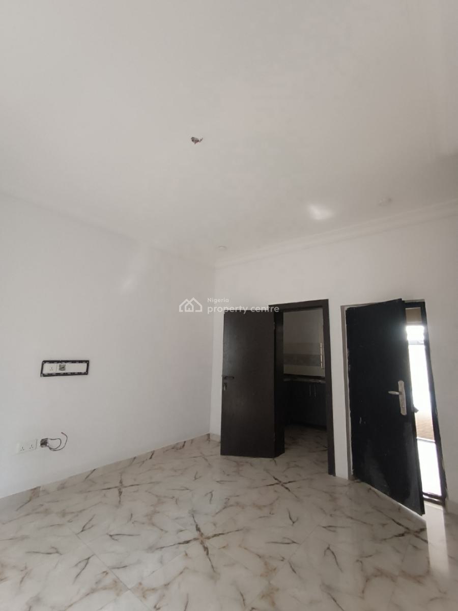 a Well Built Room and Parlor, Mobile Road Ajah, Lekki Phase 2, Lekki, Lagos, Mini Flat (room and Parlour) for Rent