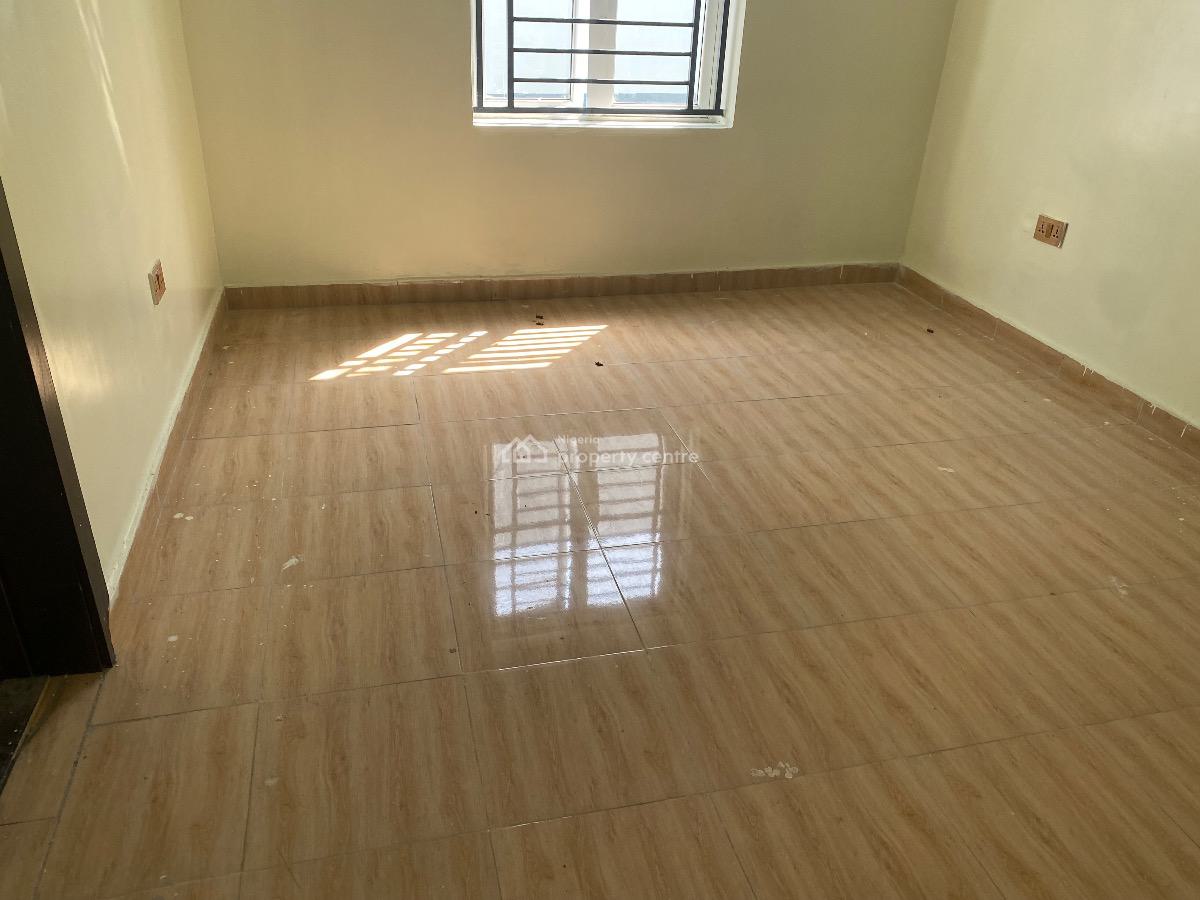 Lovely 3 Bedrooms, Seaside, Badore, Ajah, Lagos, Flat / Apartment for Rent