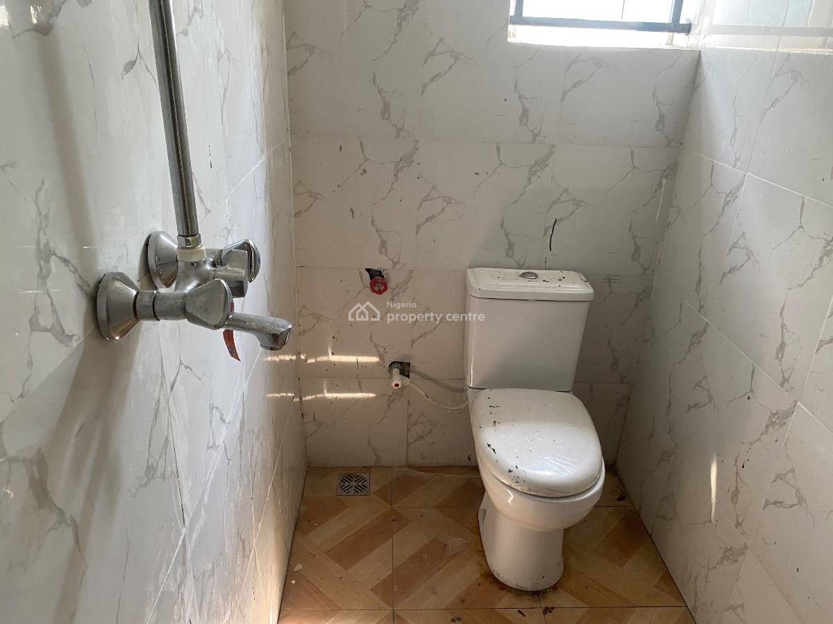 Lovely 3 Bedrooms, Seaside, Badore, Ajah, Lagos, Flat / Apartment for Rent