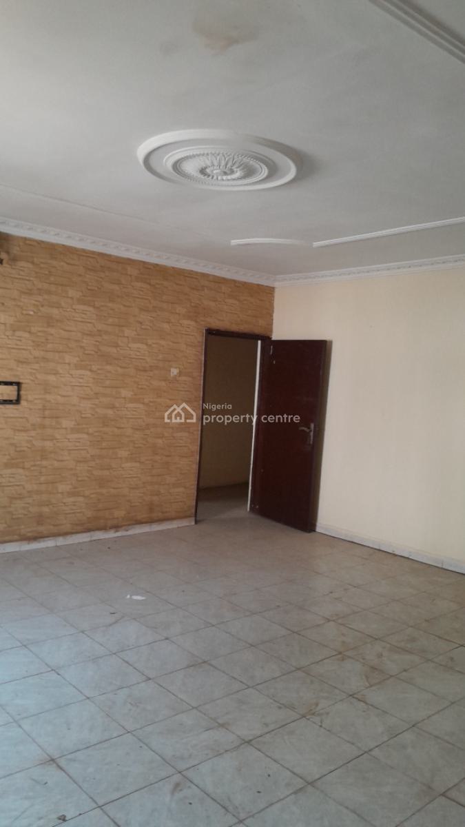 Very Spacious 3-bedroom Flat, Garki 2, Garki, Abuja, Flat / Apartment for Rent