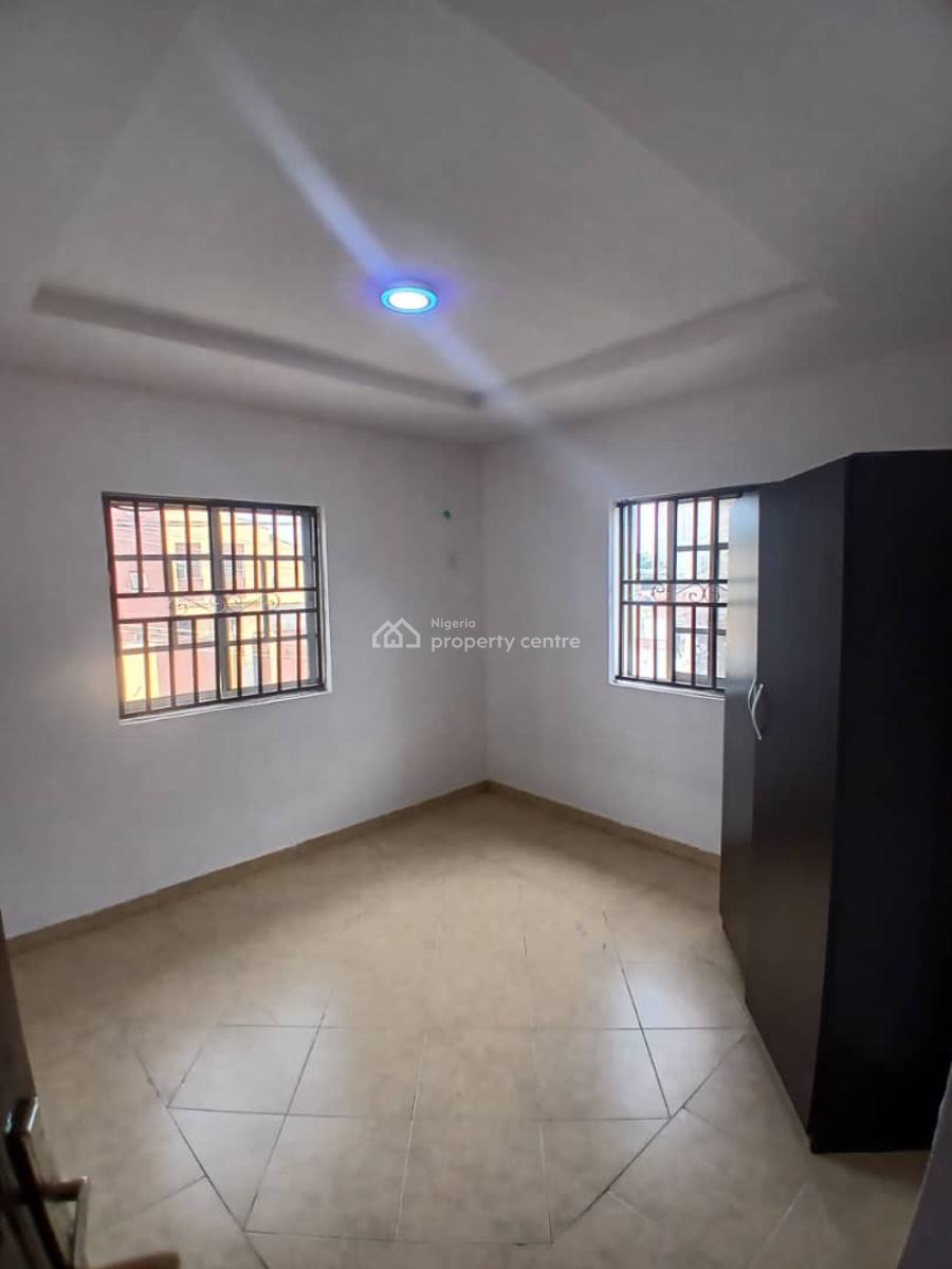 Downstairs Miniflat Available, Ikota, Lekki, Lagos, Mini Flat (room and Parlour) for Rent