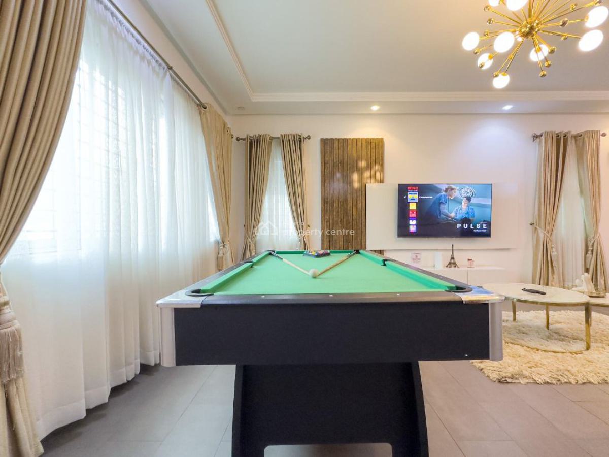 Fully Furnished 3 Bedroom with Exquisite Features, Lekki Phase 1, Lekki, Lagos, Flat / Apartment Short Let