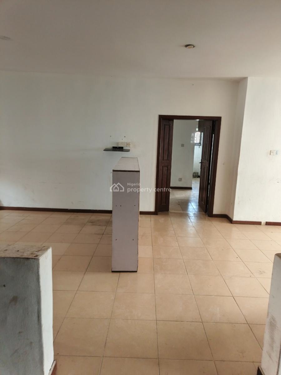 Luxury 3 Bedroom Apartment, Lekki Conversation Road, Lekki, Lagos, Flat / Apartment for Rent