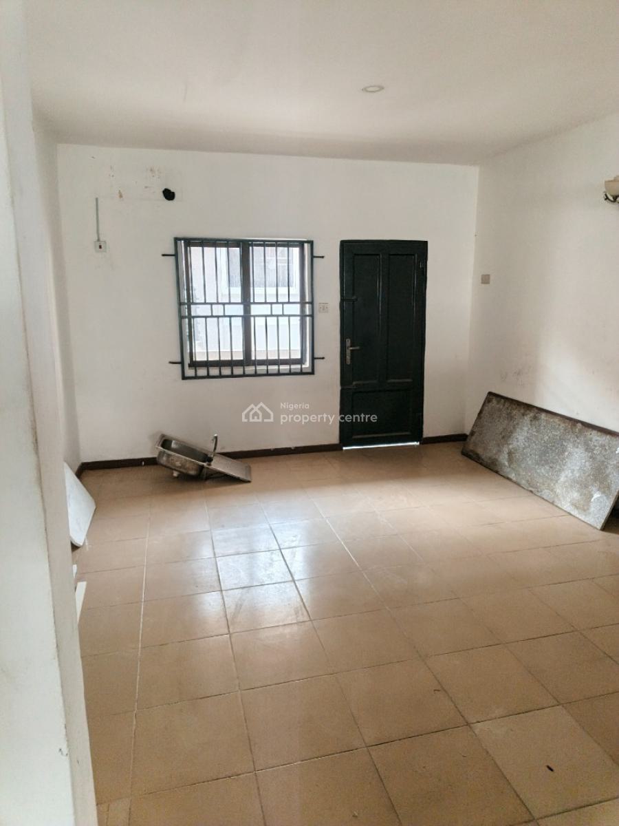 Luxury 3 Bedroom Apartment, Lekki Conversation Road, Lekki, Lagos, Flat / Apartment for Rent