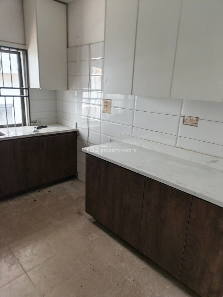 Luxury 3 Bedroom Apartment, Lekki Conversation Road, Lekki, Lagos, Flat / Apartment for Rent