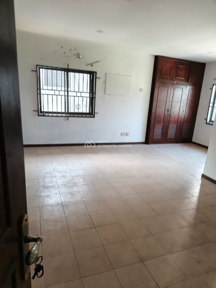 Luxury 3 Bedroom Apartment, Lekki Conversation Road, Lekki, Lagos, Flat / Apartment for Rent
