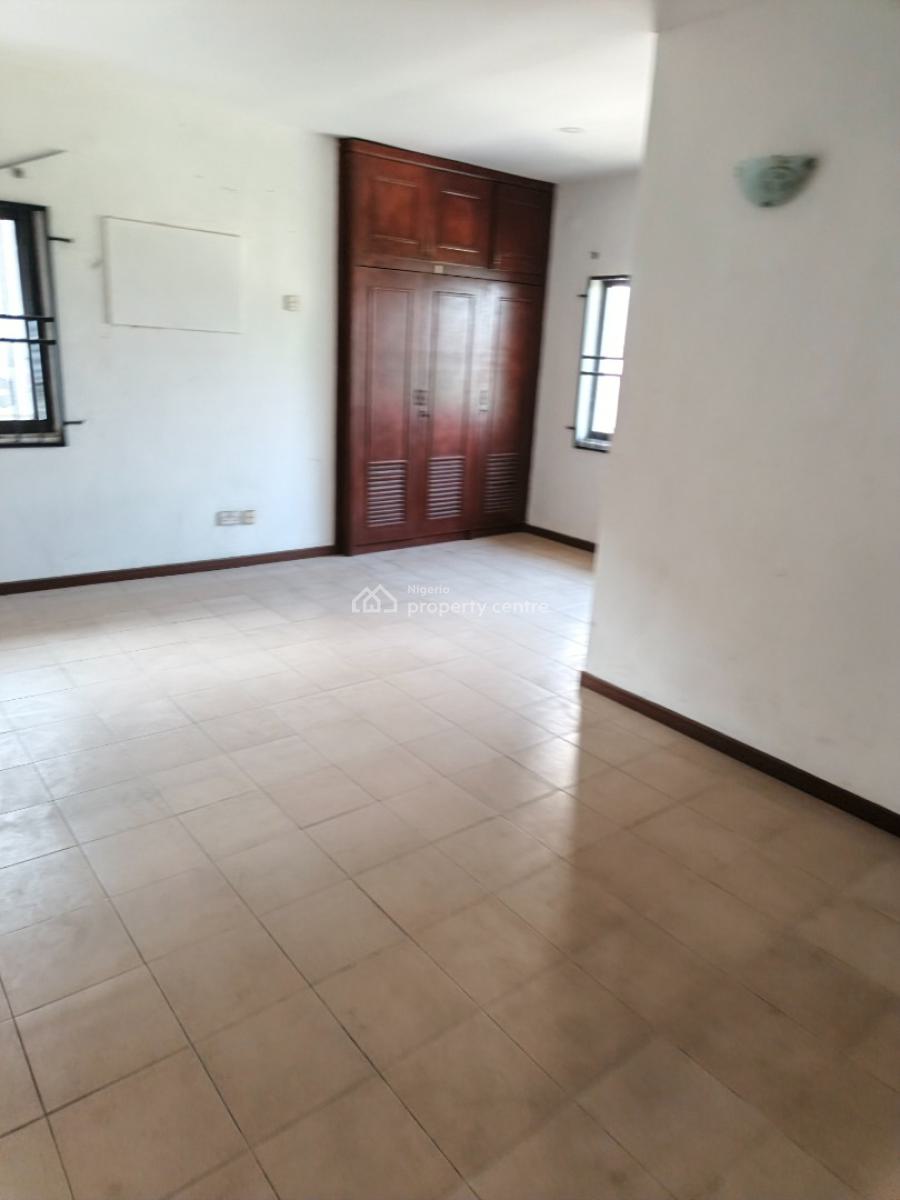 Luxury 3 Bedroom Apartment, Lekki Conversation Road, Lekki, Lagos, Flat / Apartment for Rent