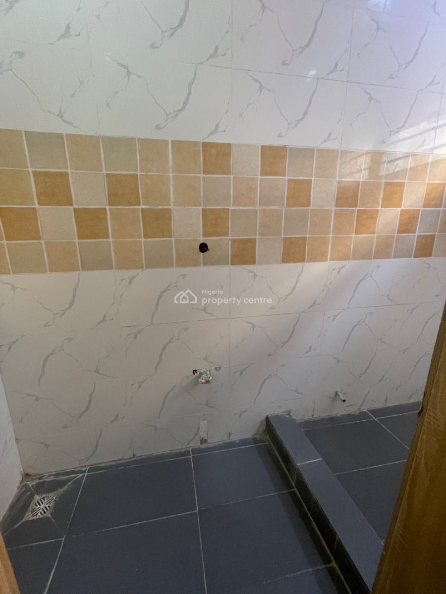 Beautifully Built 2 Bedroom Apartment, Ologolo, Lekki, Lagos, Block of Flats for Sale