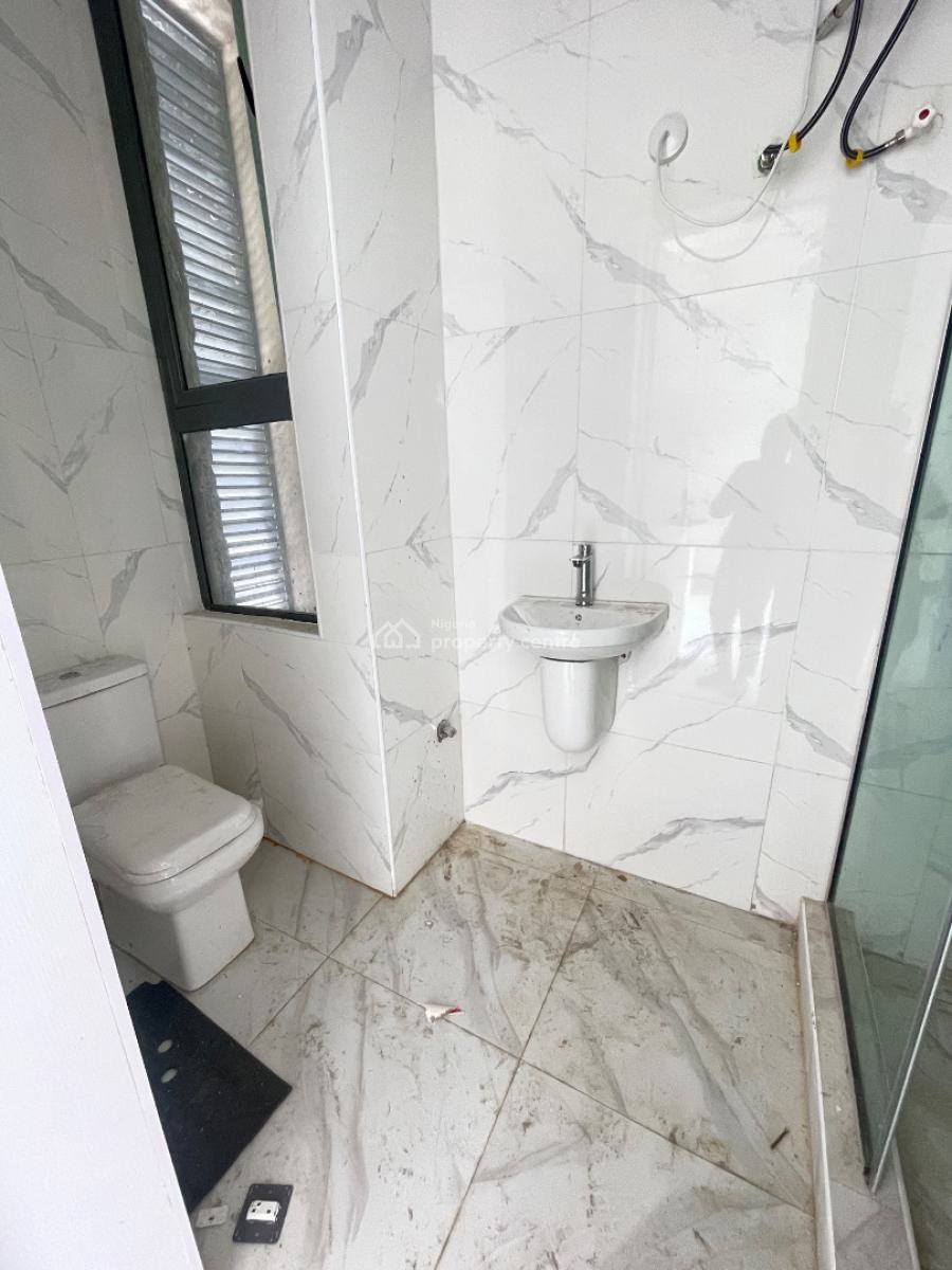 Beautifully Built 2 Bedroom Apartment, Agungi, Lekki, Lagos, Block of Flats for Sale