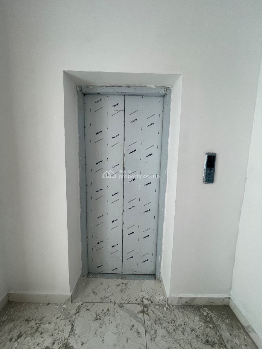 Beautifully Built 2 Bedroom Apartment, Agungi, Lekki, Lagos, Block of Flats for Sale