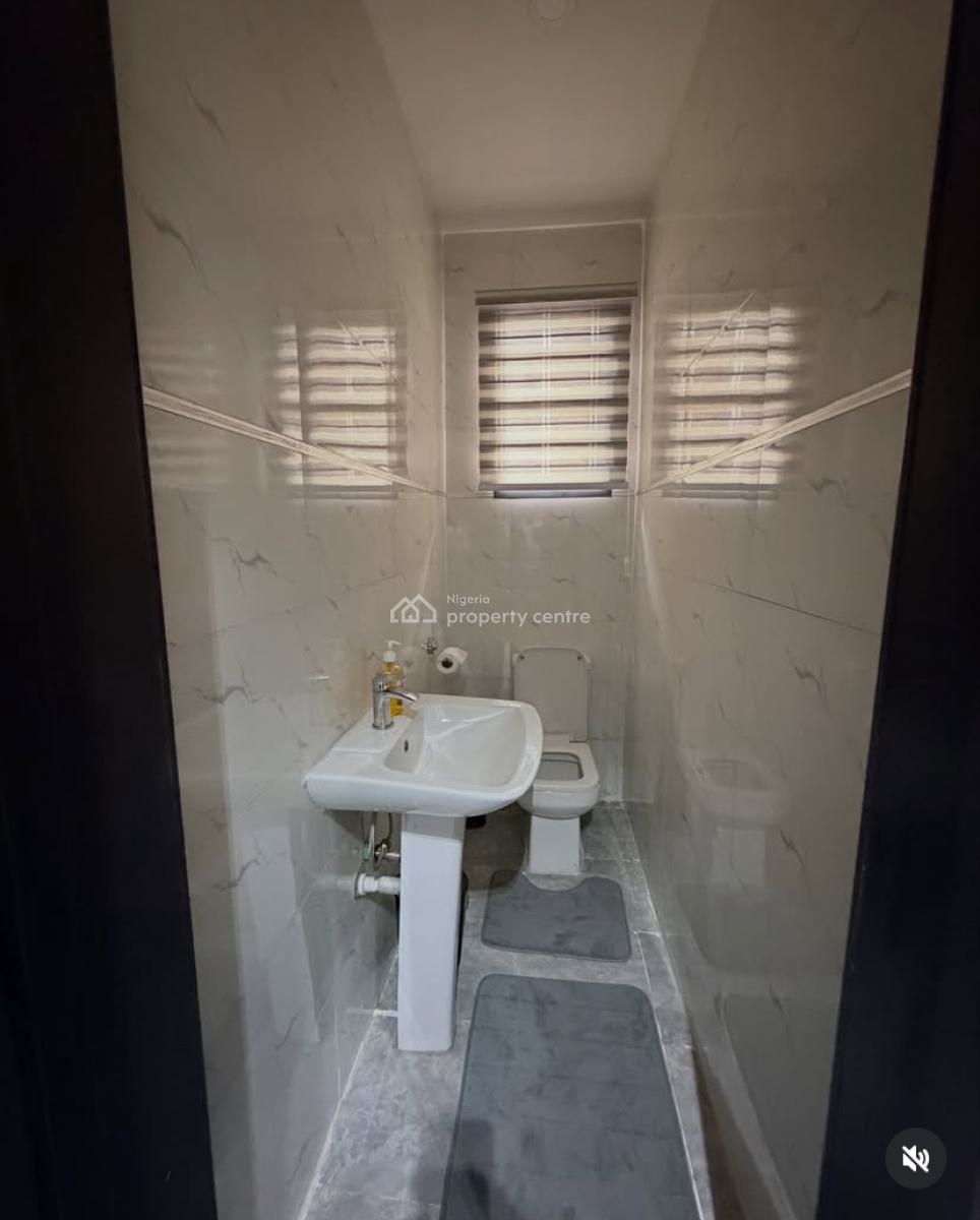 Spaciously  and Newly Built 3 Bedroom Apartments, Maryland, Lagos, Flat / Apartment for Sale