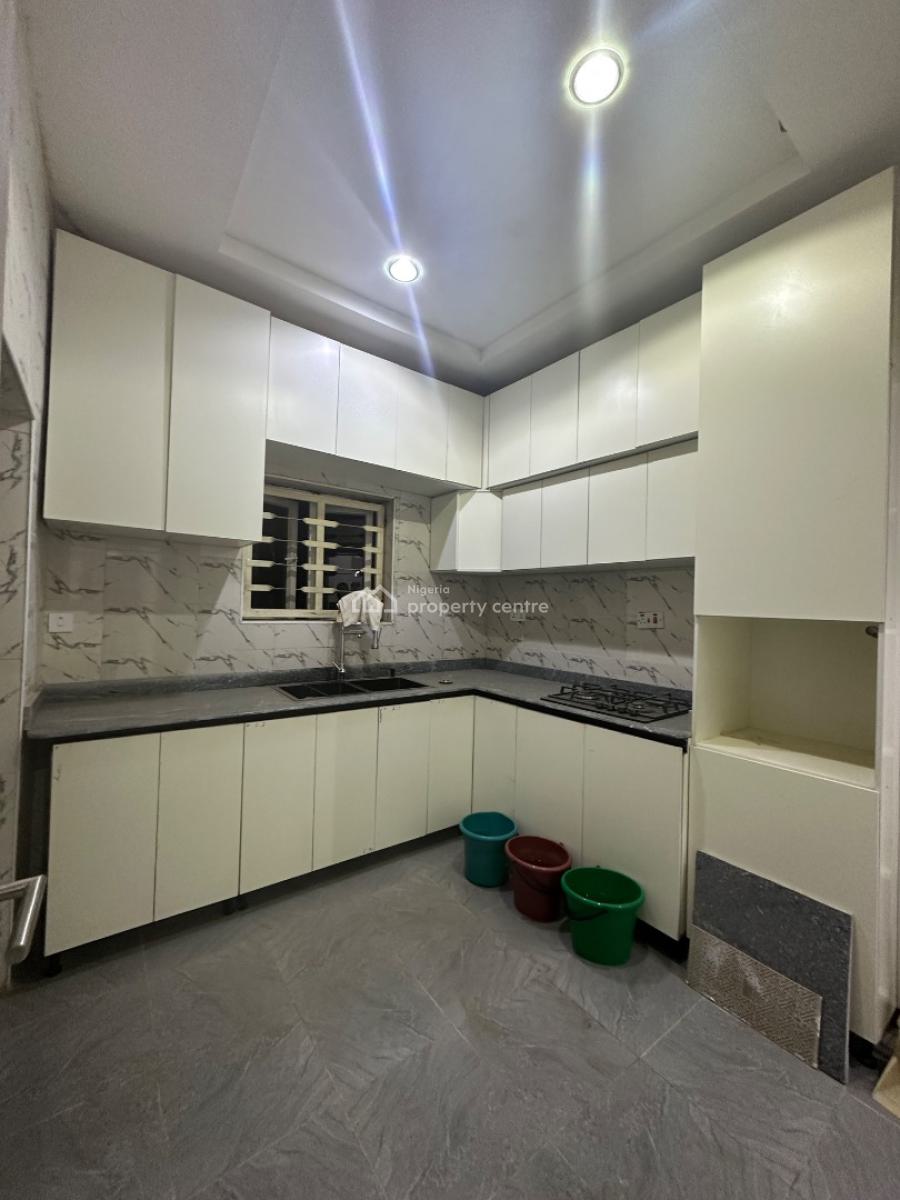 a Brand New  Spacious 3 Bedroom Block of Flat, News Engineering Tarred Road Estate, Dawaki, Gwarinpa, Abuja, Flat / Apartment for Rent