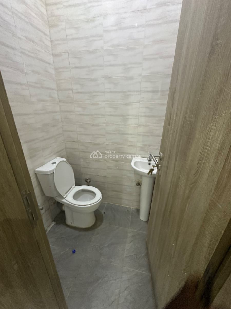 a Brand New  Spacious 3 Bedroom Block of Flat, News Engineering Tarred Road Estate, Dawaki, Gwarinpa, Abuja, Flat / Apartment for Rent