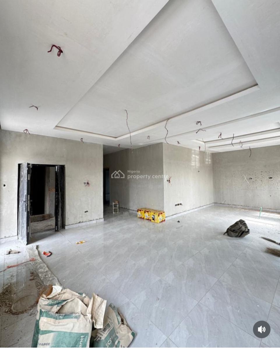 Spaciously Built 3 Bedroom Apartments, Maryland, Lagos, Flat / Apartment for Sale