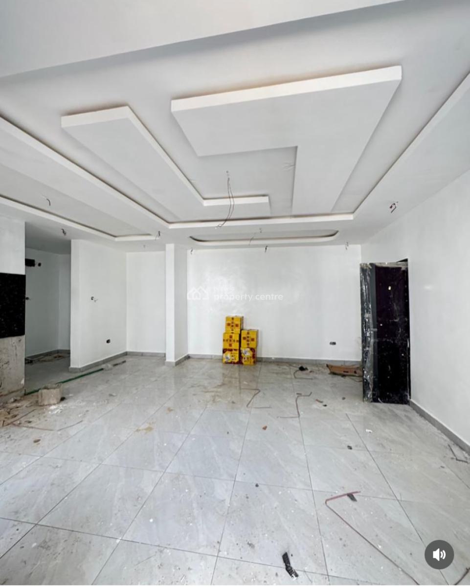 Spaciously Built 3 Bedroom Apartments, Maryland, Lagos, Flat / Apartment for Sale