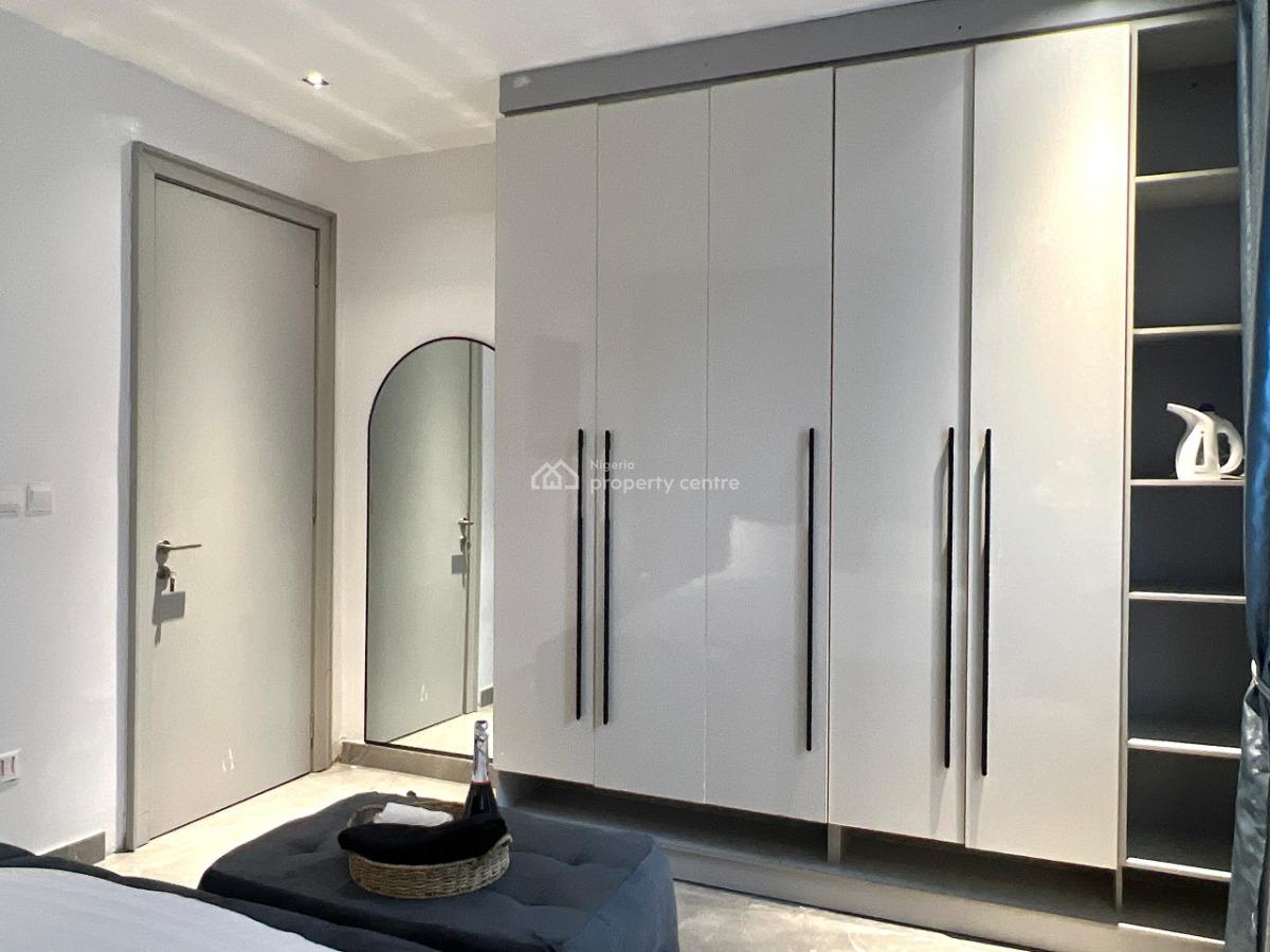 Luxury 1 Bedroom Apartment, Freedom Way, Lekki Phase 1, Lekki, Lagos, Flat / Apartment Short Let