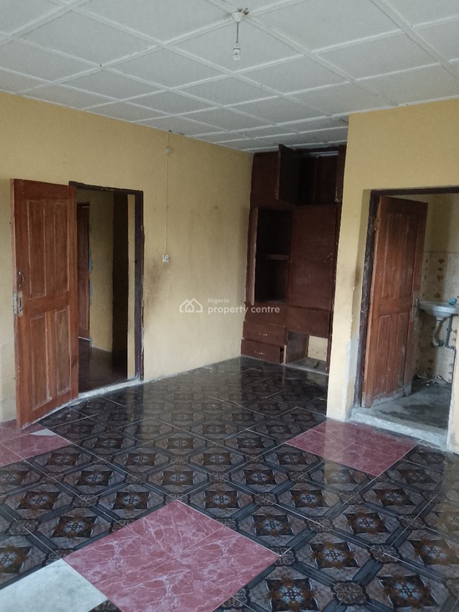 Massive 3 Bedrooms Flat Upstairs, Onosa, Ibeju Lekki, Lagos, Flat / Apartment for Rent