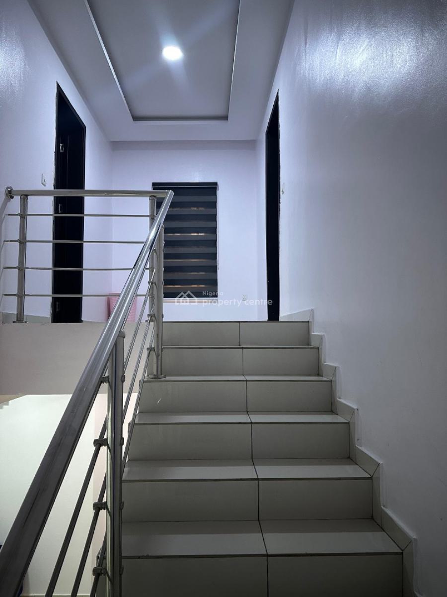 Spaciously Built 4 Bedroom Terrace Duplex with Bq, Oniru, Victoria Island (vi), Lagos, Terraced Duplex Short Let