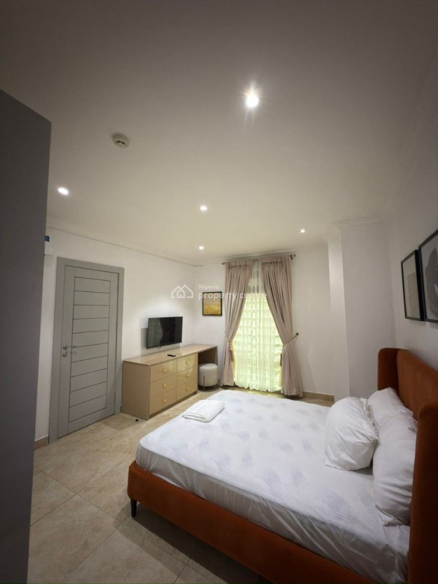 3 Bedroom Flat with Bq Pool Gym Elevator and 24hr Power, Ikoyi, Lagos, Flat / Apartment Short Let