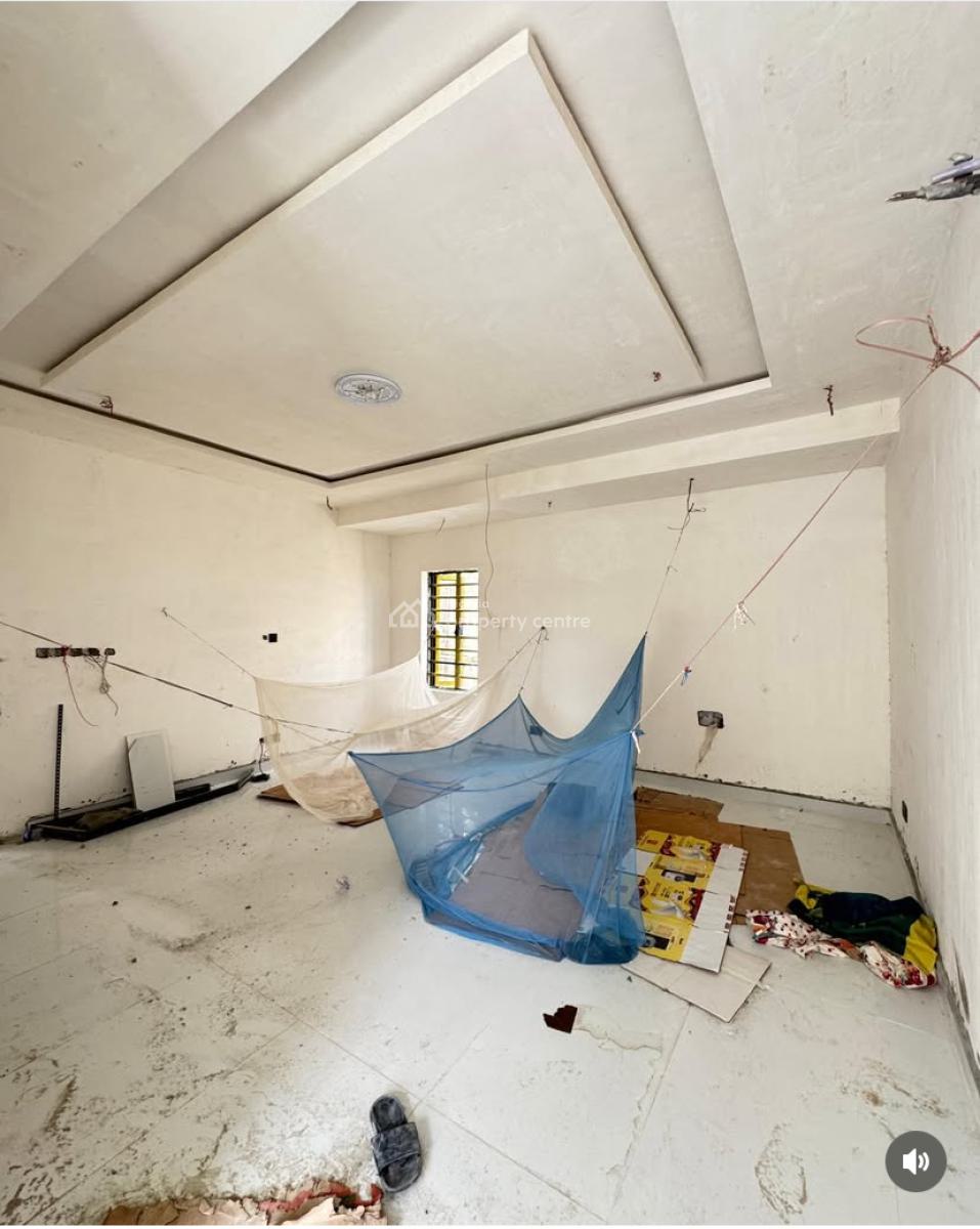 Spaciously Built 5 Bedroom Detached Duplex with a Bq, Surulere, Lagos, Detached Duplex for Sale