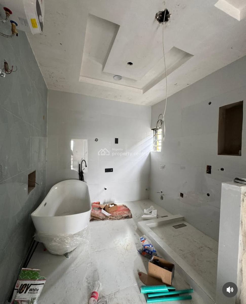 Spaciously Built 5 Bedroom Detached Duplex with a Bq, Surulere, Lagos, Detached Duplex for Sale