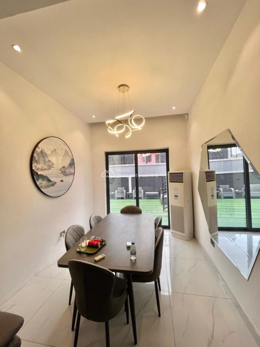 Luxury 3 Bedroom Apartment, Off Admiralty, Lekki Phase 1, Lekki, Lagos, Flat / Apartment Short Let