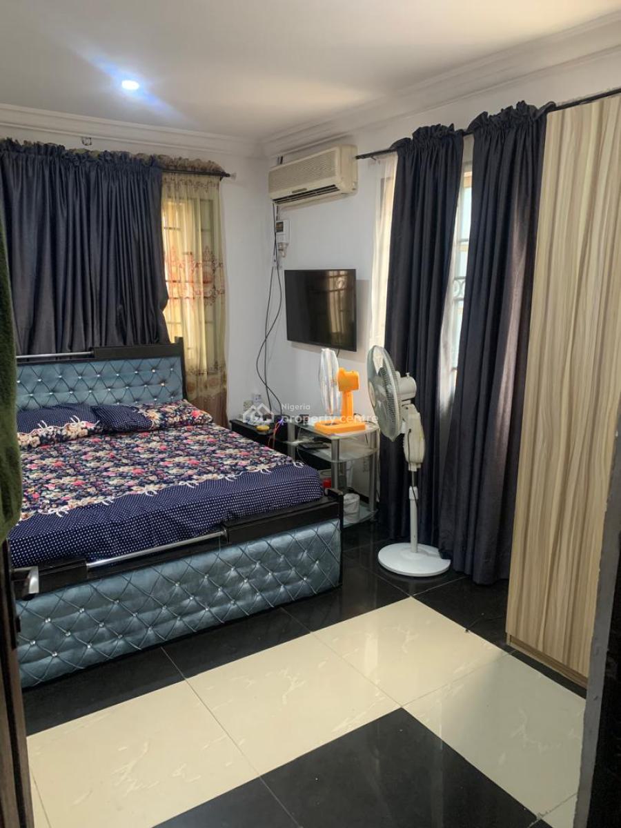 Standard Twin Flat of 2 Bedroom Each with Excellent Facilities, All Saint College Road, Adukanle, Apata, Apata, Ibadan, Oyo, Block of Flats for Sale