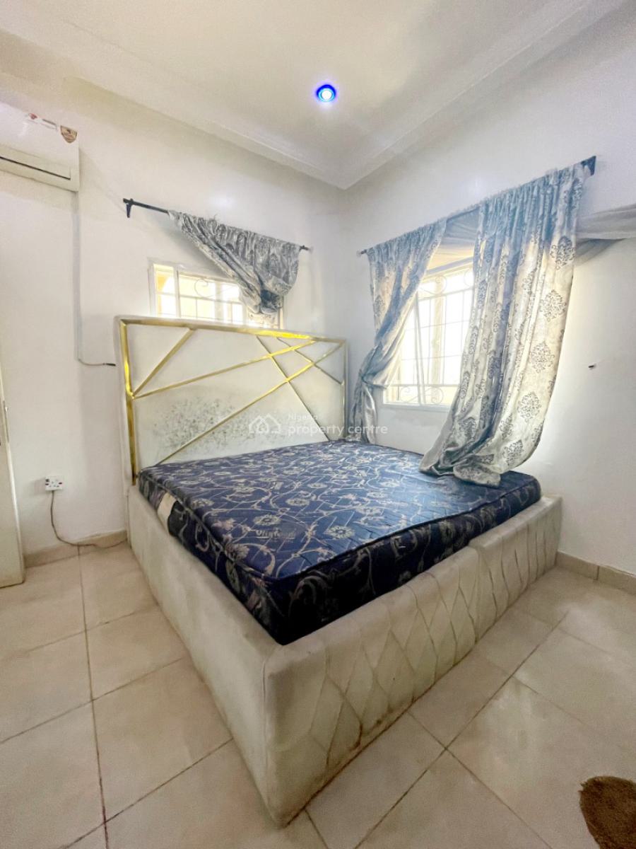 Massive Self Contain Apartment, 6th Avenue, Gwarinpa, Abuja, Flat / Apartment for Rent