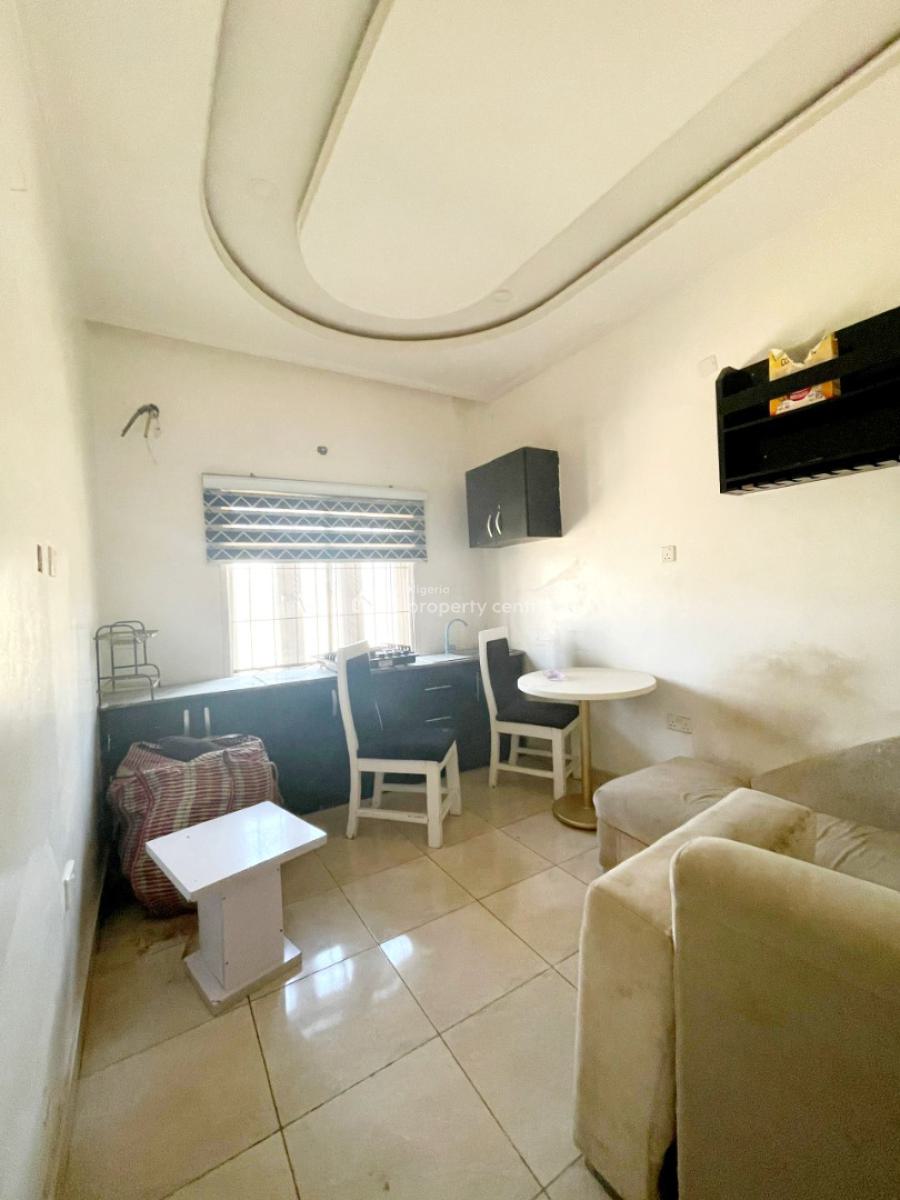 Massive Self Contain Apartment, 6th Avenue, Gwarinpa, Abuja, Flat / Apartment for Rent