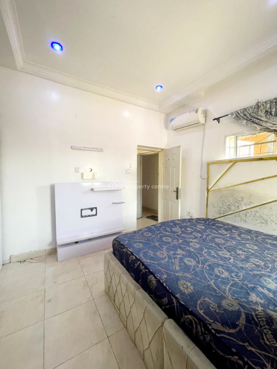 Massive Self Contain Apartment, 6th Avenue, Gwarinpa, Abuja, Flat / Apartment for Rent