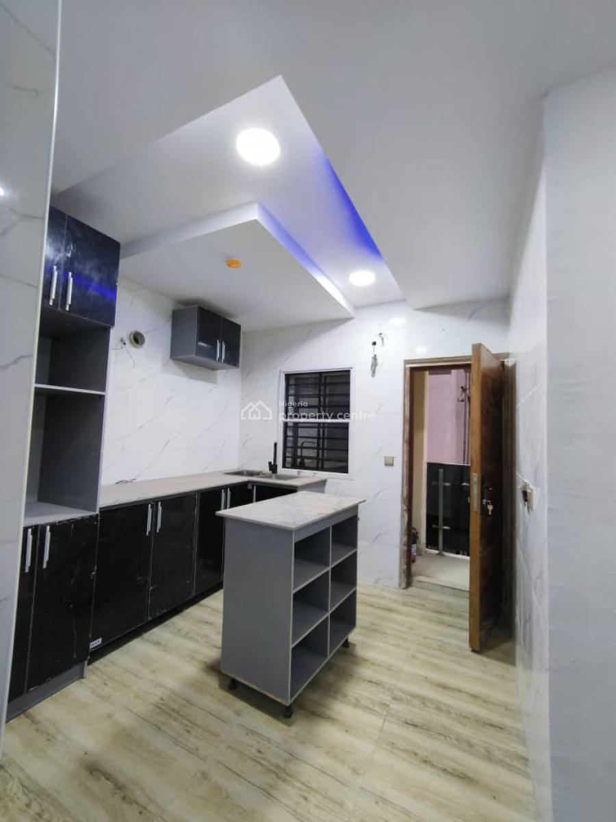 Luxury Well Built with Good Finishing Serviced 2 Bedroom Apartment, Lekki Phase 1, Lekki, Lagos, House for Rent