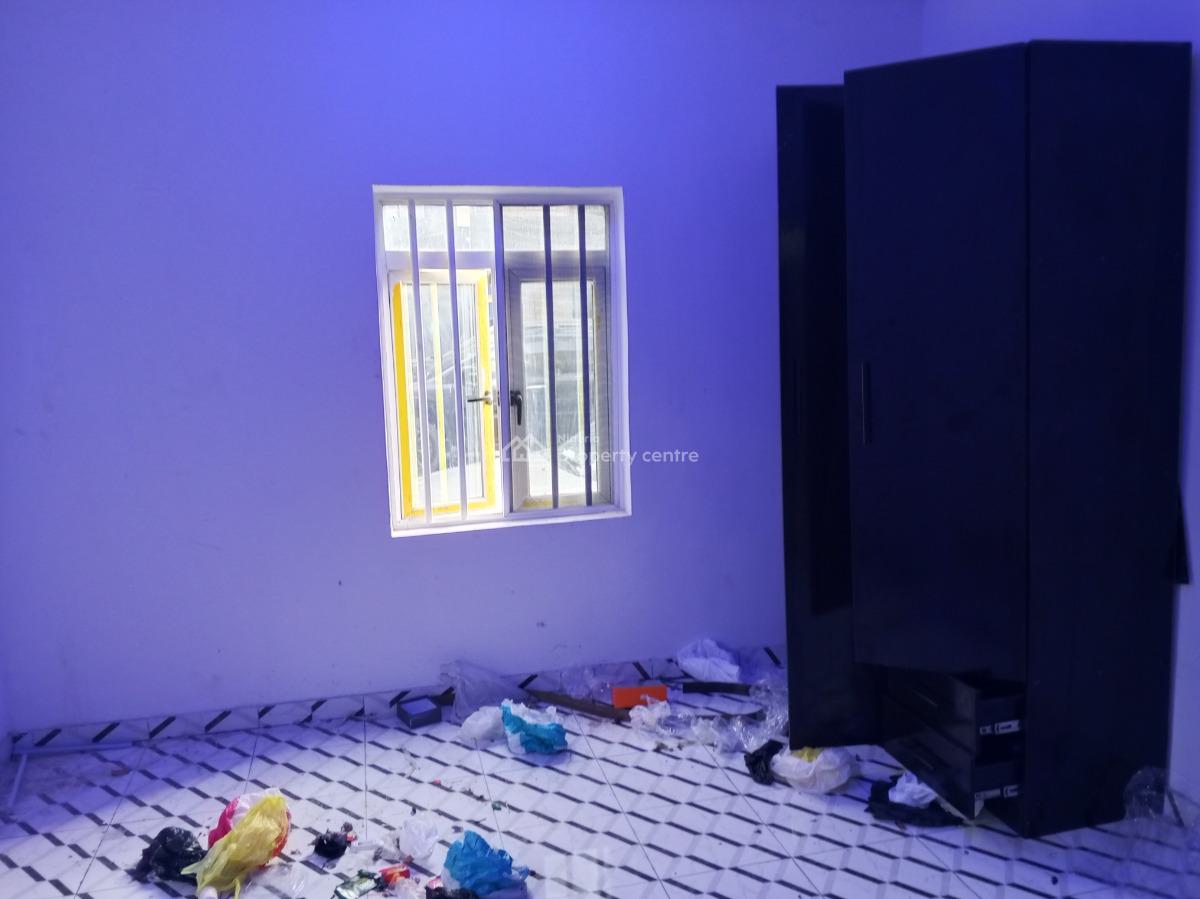 Relatively New 2 Bedroom Apartment, Close to Meridian Park, Awoyaya, Ibeju Lekki, Lagos, Flat / Apartment for Rent