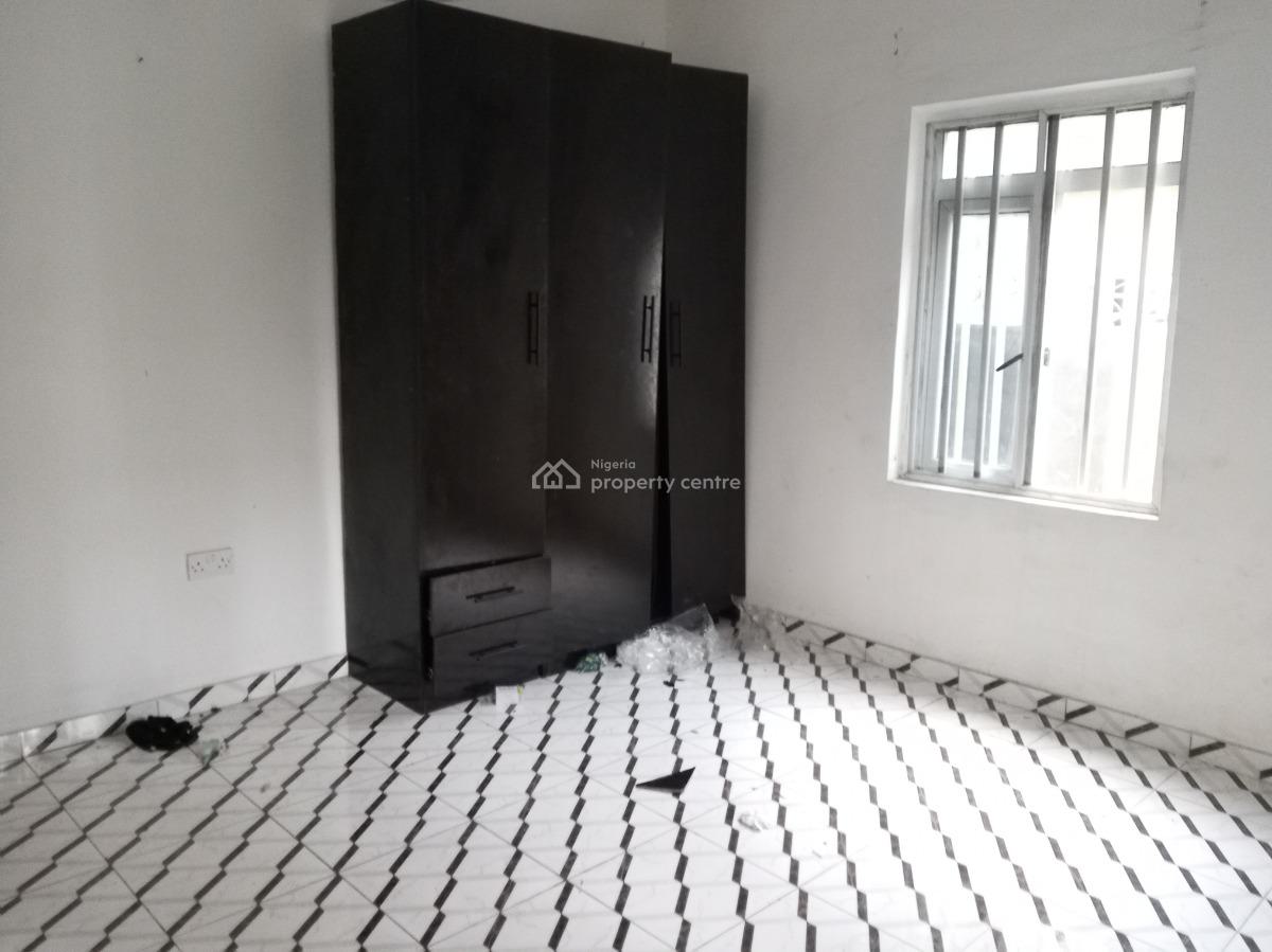 Relatively New 2 Bedroom Apartment, Close to Meridian Park, Awoyaya, Ibeju Lekki, Lagos, Flat / Apartment for Rent