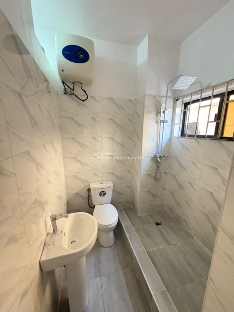 Well Spacious 1 Bedroom Flat with Excellent Facilities, Lekki Phase 1, Lekki, Lagos, Mini Flat (room and Parlour) for Rent