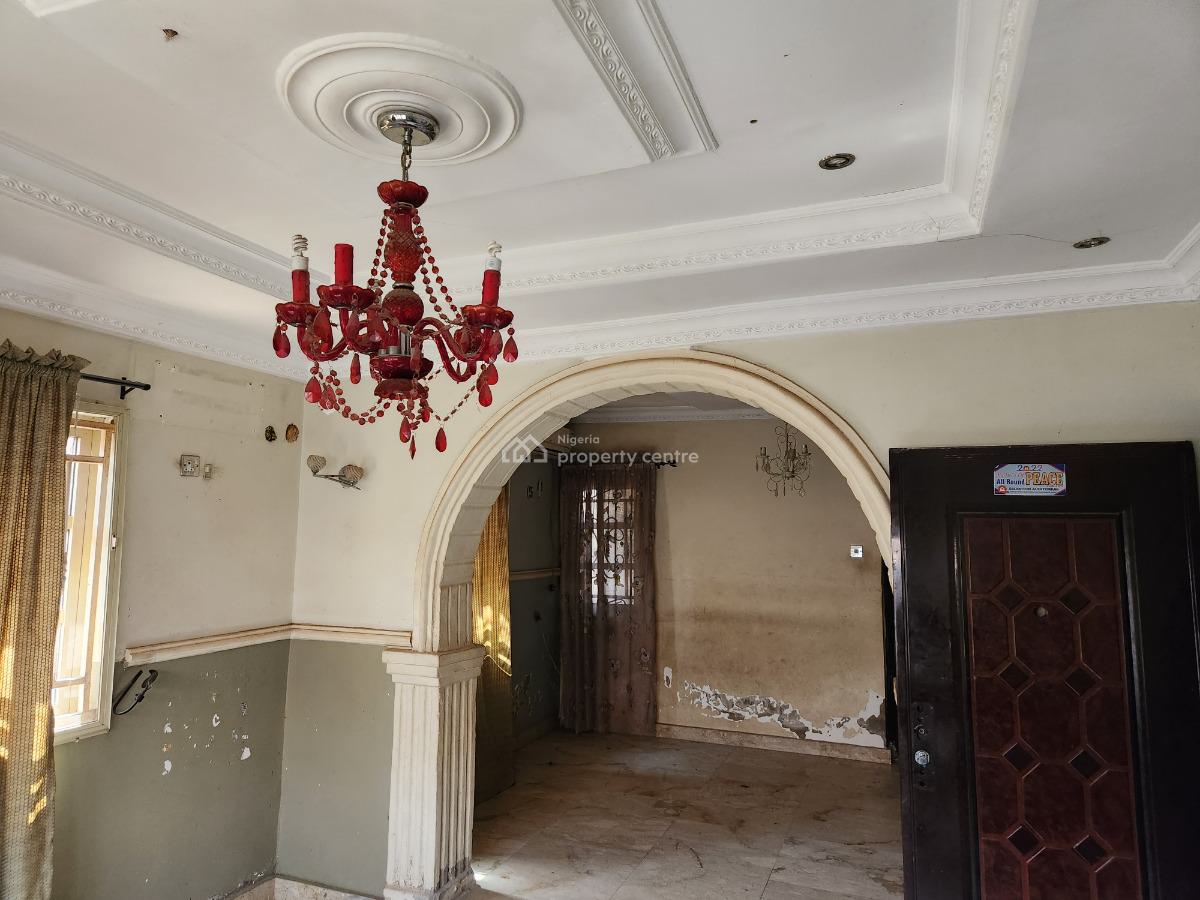 Strategic 3 Bedroom Bungalow with a Bq Near The Road, Olusoji Avenue Near Akala Express, Oluyole Extension Ibadan, Ibadan, Oyo, Detached Bungalow for Sale